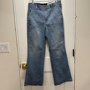 100007	Womens	Jean	Whitehouse Black Market	Bootcut	Medium	10	R	Like New